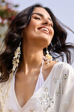 Load image into Gallery viewer, Beachie earrings
